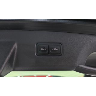 573352