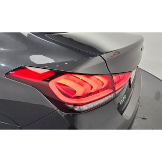 305670