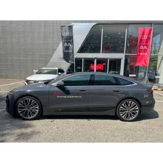 599303