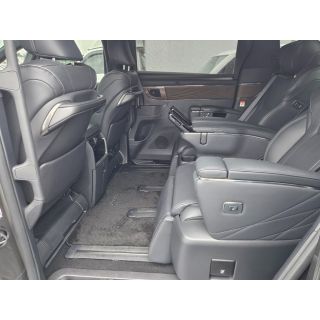 815684