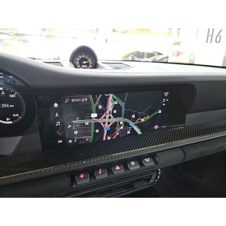 462700