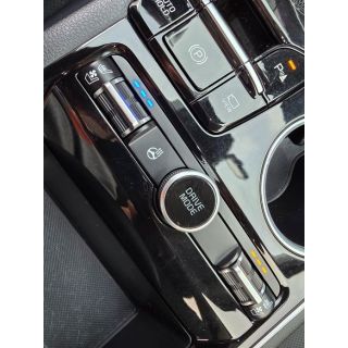 37352