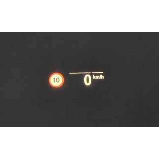588231