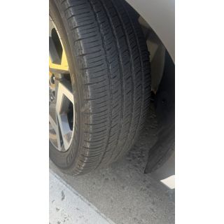 896380