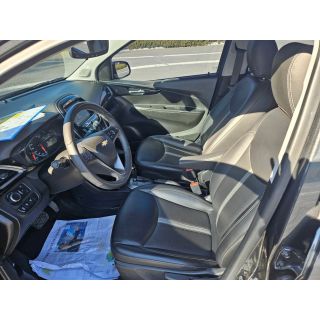 891831