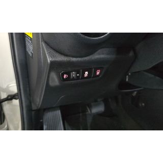 872840