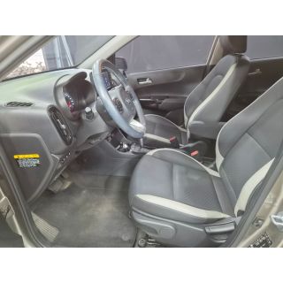 873617