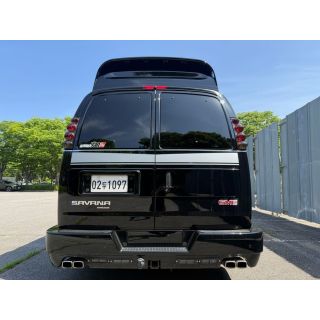 218582