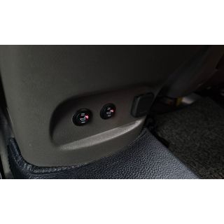 552327