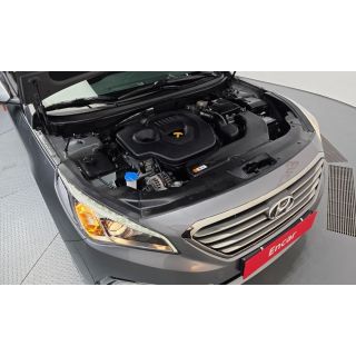 912677