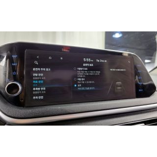 746300