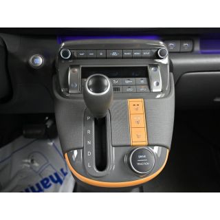 711830