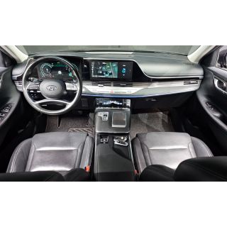 912715