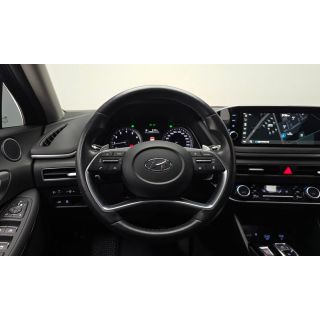 198402