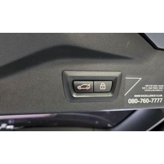 977053