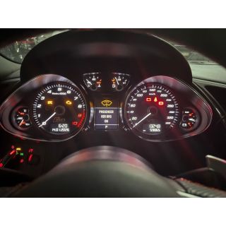 658527