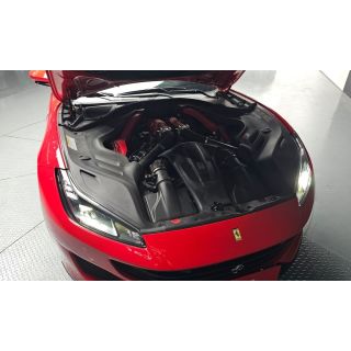 568793