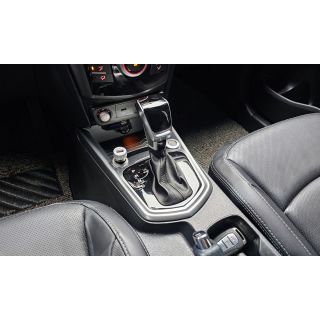 738563