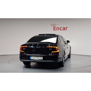 902691