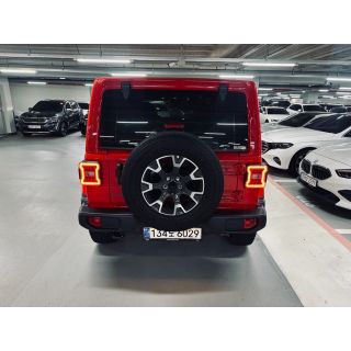 599895