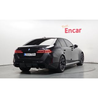 42900