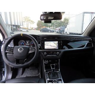 988505