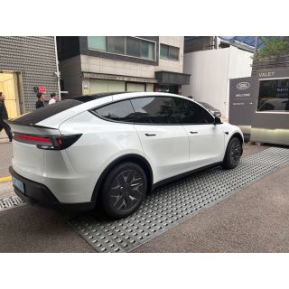 249775