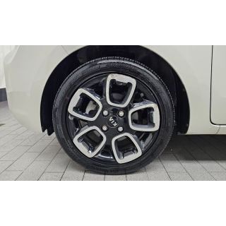 711257