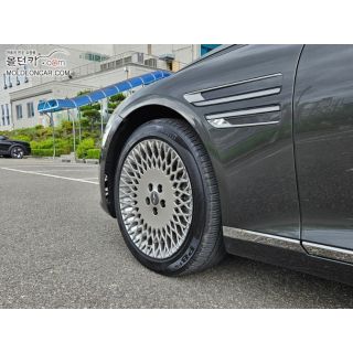 526401