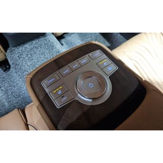 988771