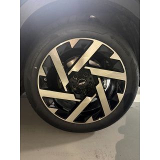 389498