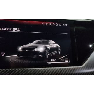 704353