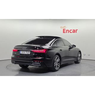 922724