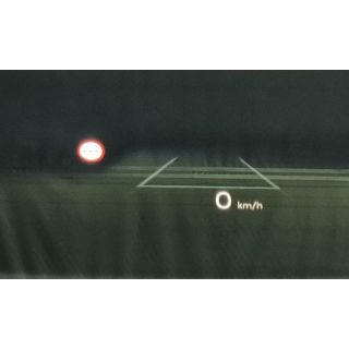 881813