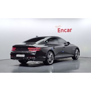 430360