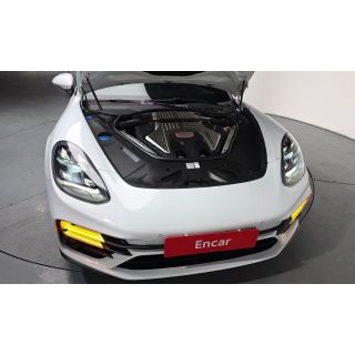 496468