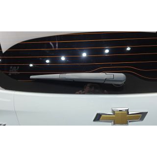 895651