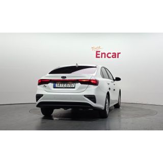 640972