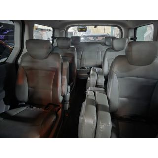 302744