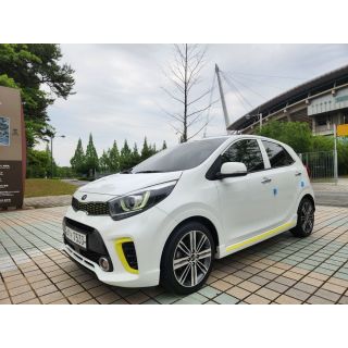 132900