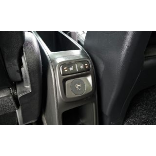 495717