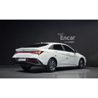 212562
