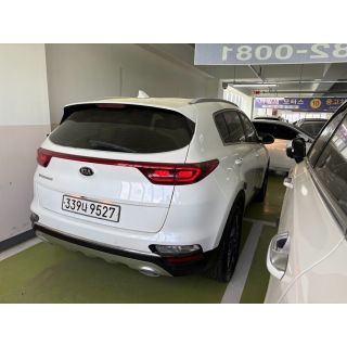 908357