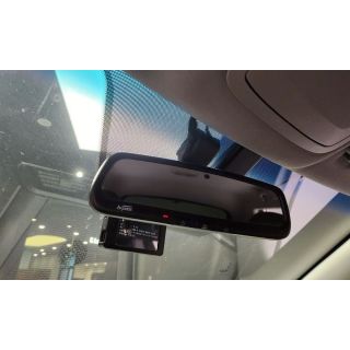 424703