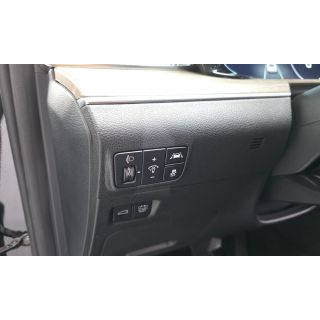 577647