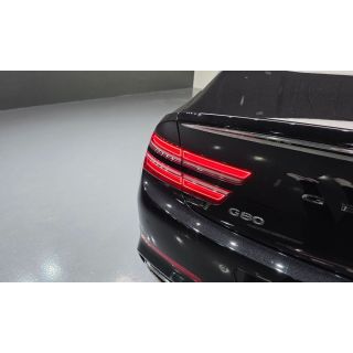 932800