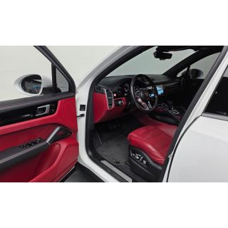 727003