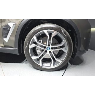 571155
