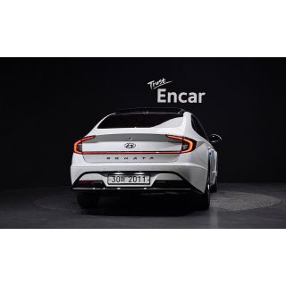 211751