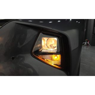 299930